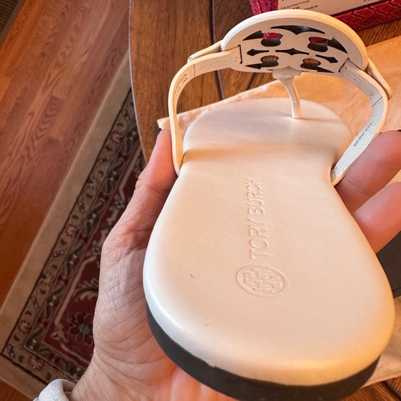 Tory Burch Miller Soft Leather Sandal in New Ivory Size 9 - Picture 4 of 9